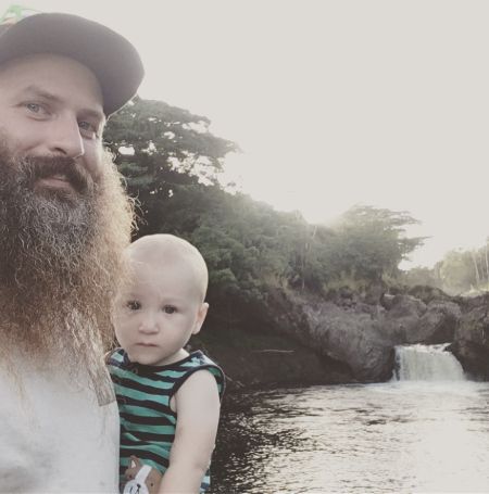 Matt Raney shares a cute son with his wife.